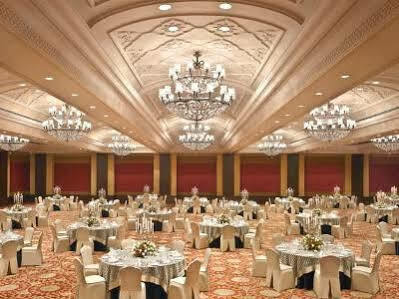 德里 泰姬陵宫酒店 外观 照片